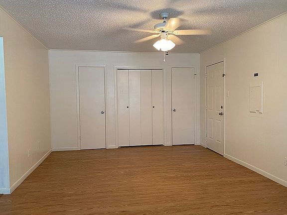 5th image of 208 W Alene Dr