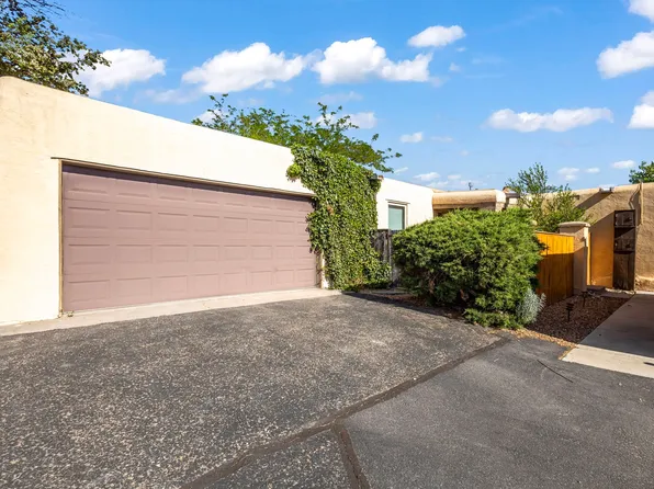 3075 Plaza Blanca, Santa Fe, NM 87507