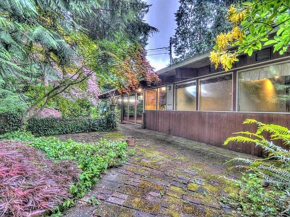 3rd image of 18025 29th Ave NE