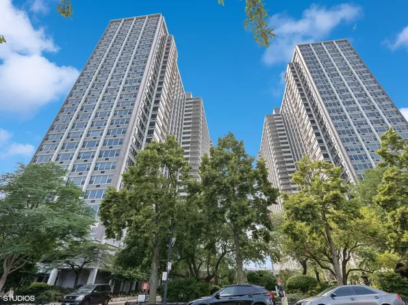 4250 N Marine Dr APT 429, Chicago, IL 60613