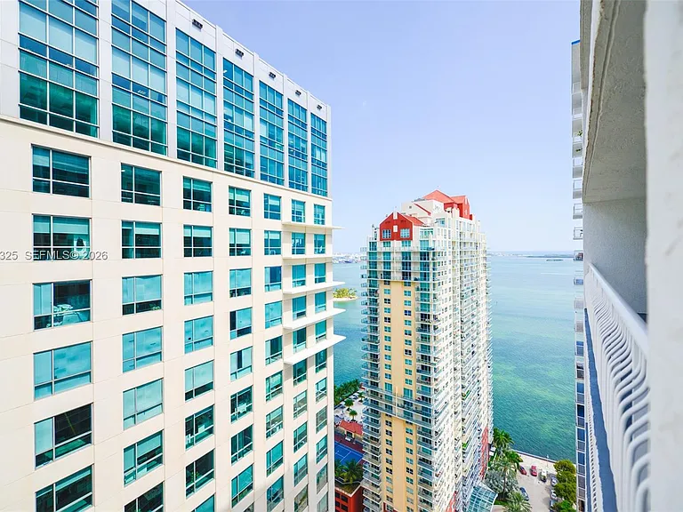 1200 Brickell Bay Dr #3614 — Photo 2