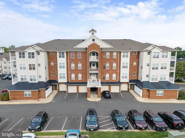 9712 Handerson Pl Unit 406, Manassas Park, VA 20111