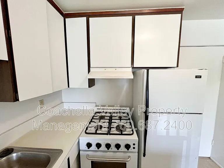 100 W Via Olivera #10 — Photo 9