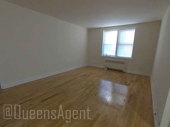 3rd image of 143-06 Barclay Ave #4