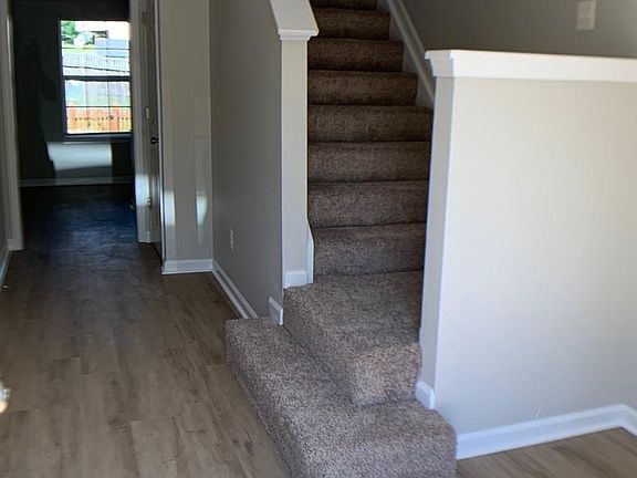 2nd image of 2035 Mardic Dr