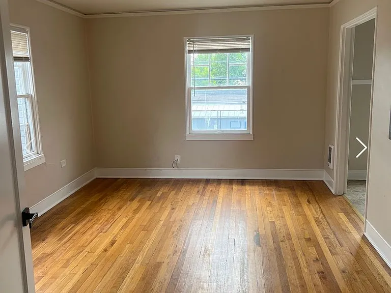 2214 Broadway St — Photo 9