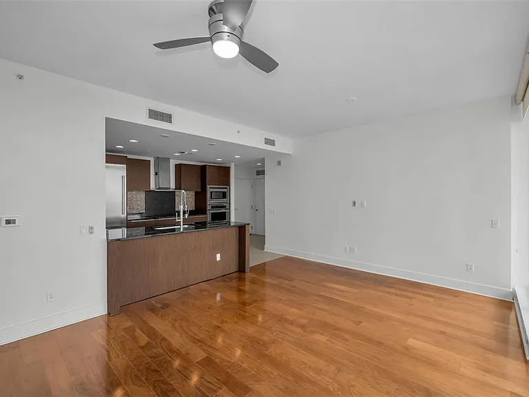 175 1st St S #2604 — Photo 8