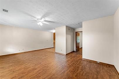 2nd image of 2622 Shore Wood Ct NE