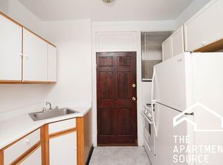 1321 W Estes Ave APT 33, Chicago, IL 60626