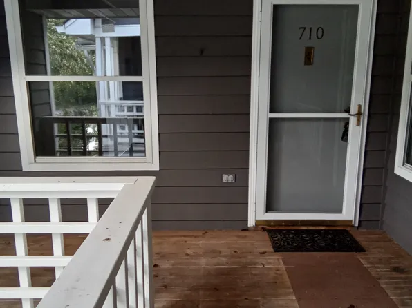 710 Lenox Rd, Monroe, NY 10950