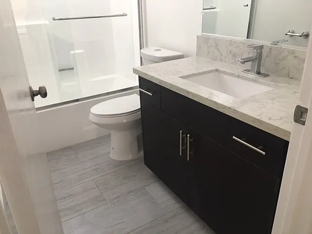 2204 S Beverly Glen Blvd — Photo 15