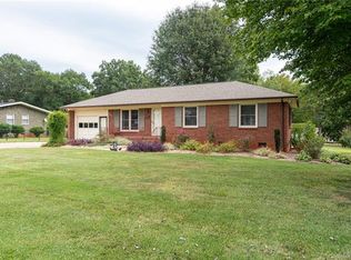 111 Wendover Dr, Lincolnton, NC 28092