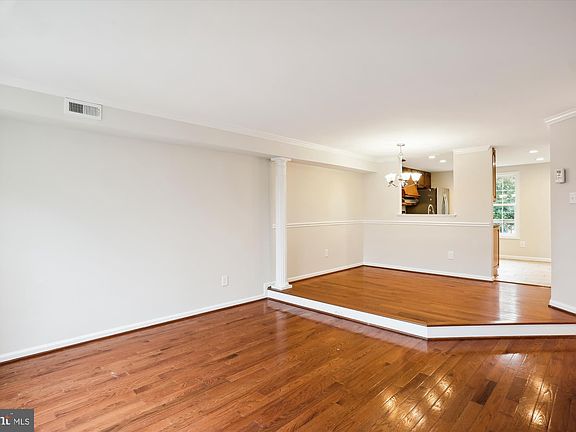 5th image of 18925 Ebbtide Cir