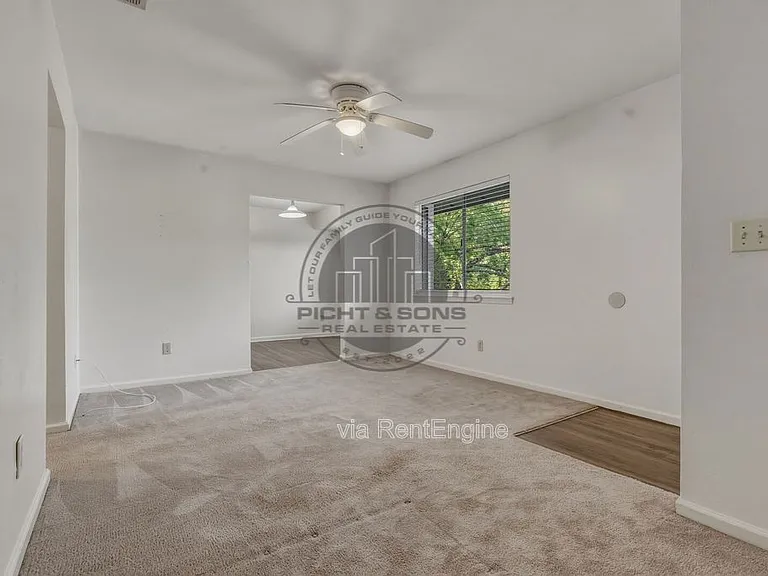 713 Pointe Ct — Photo 4