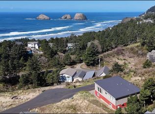 175 Crescent St, Oceanside, OR 97134