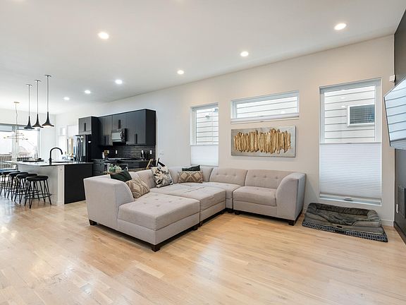 3rd image of 1252 N Osceola St #1252