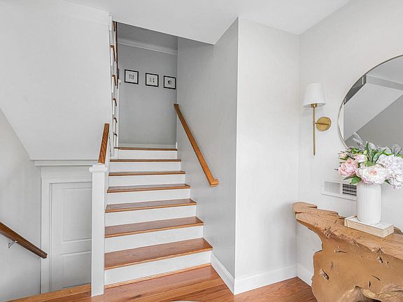 3rd image of 38 Theresa Avenue