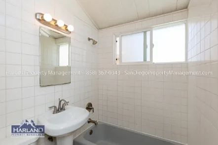 6250-6264.5 Stanley Ave #6254.5 — Photo 5