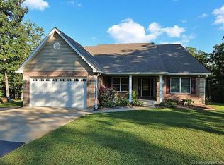 3804 Remington Rdg, Farmington, MO 63640