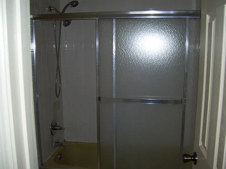925 McArthur Rd #4 — Photo 7