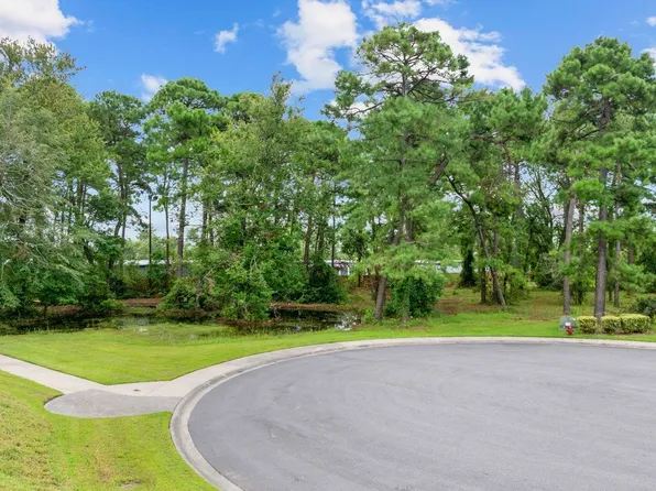 568 Walcott Dr., Myrtle Beach, SC 29579