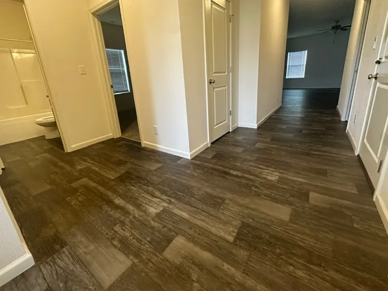 4792 Dobson Dr — Photo 5