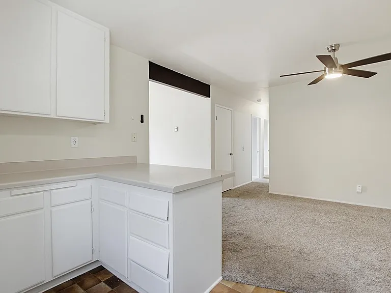 512 Sandalwood Pl — Photo 20