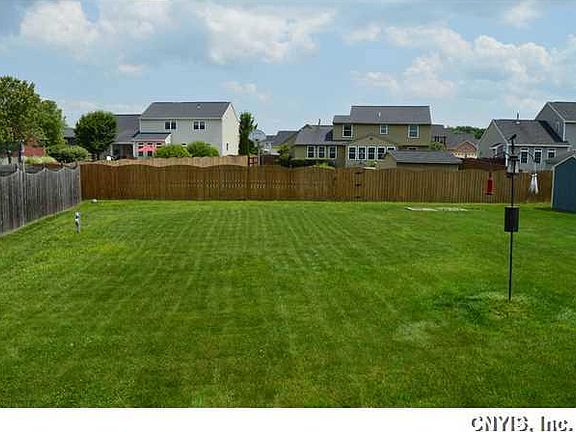 4th image of 4323 Loveland Dr