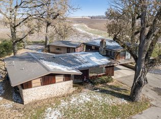 308 Chicago Rd, Newark, IL 60541