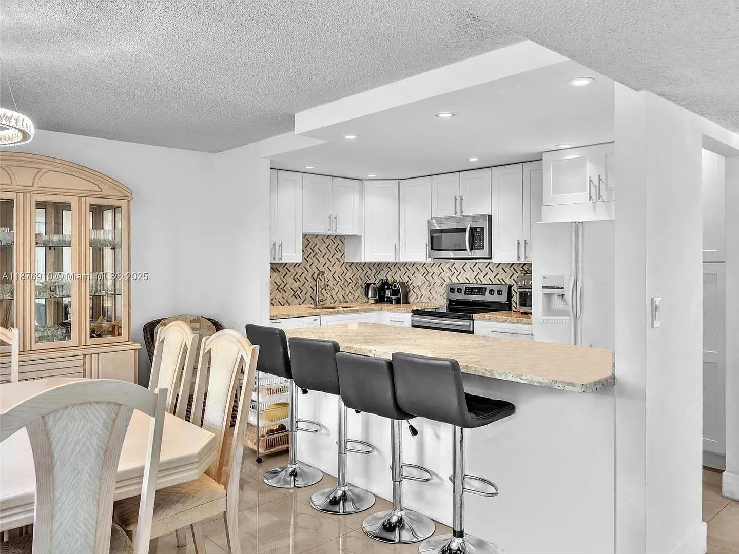 20401 NE 30th Avenue 310-8, Aventura, FL 33180 — Photo 3