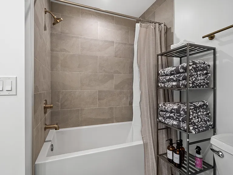15227 Freeman Ave — Photo 14