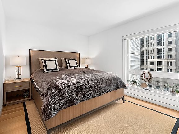 4th image of 135 W 52nd St APT 10A