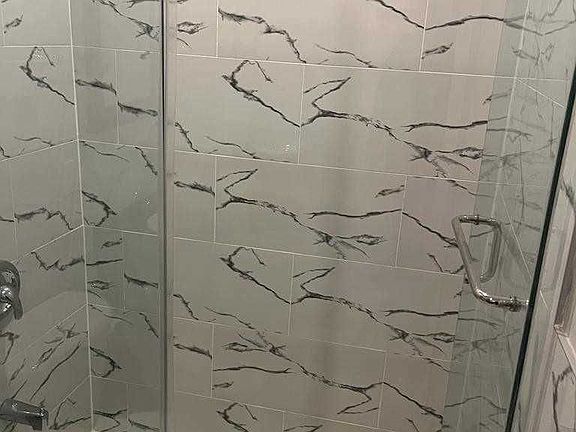 5th image of 2133 Bloor St W #2B