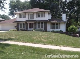 4212 Boulder Dr, West Des Moines, IA 50265