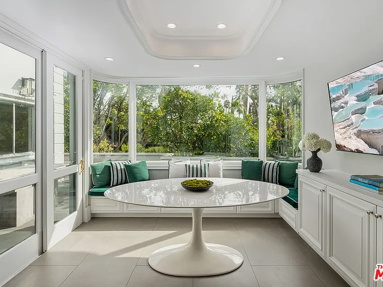 402 Doheny Rd — Photo 9