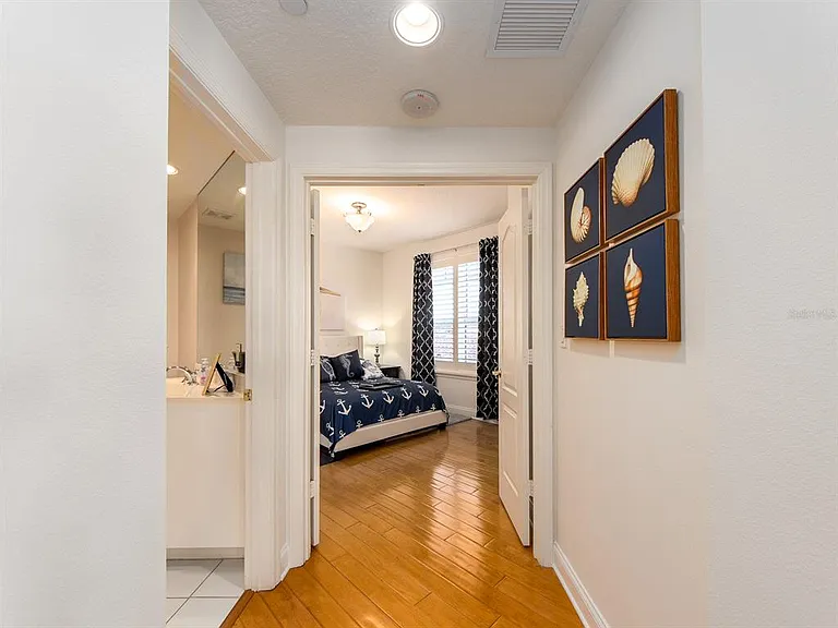 521 Mandalay Ave #410 — Photo 24