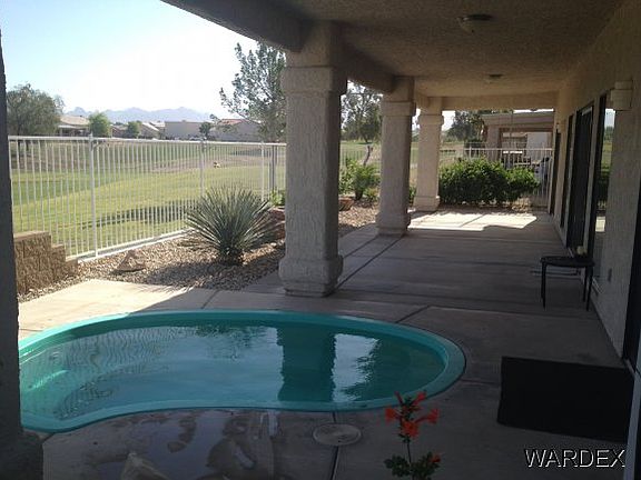 2nd image of 2045 E Desert Lakes Dr