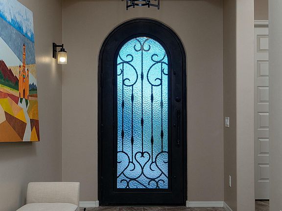 2nd image of 1096 W Rock Daisy Ln