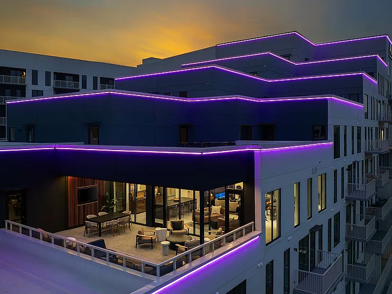 Rooftop sky lounge and viewing deck