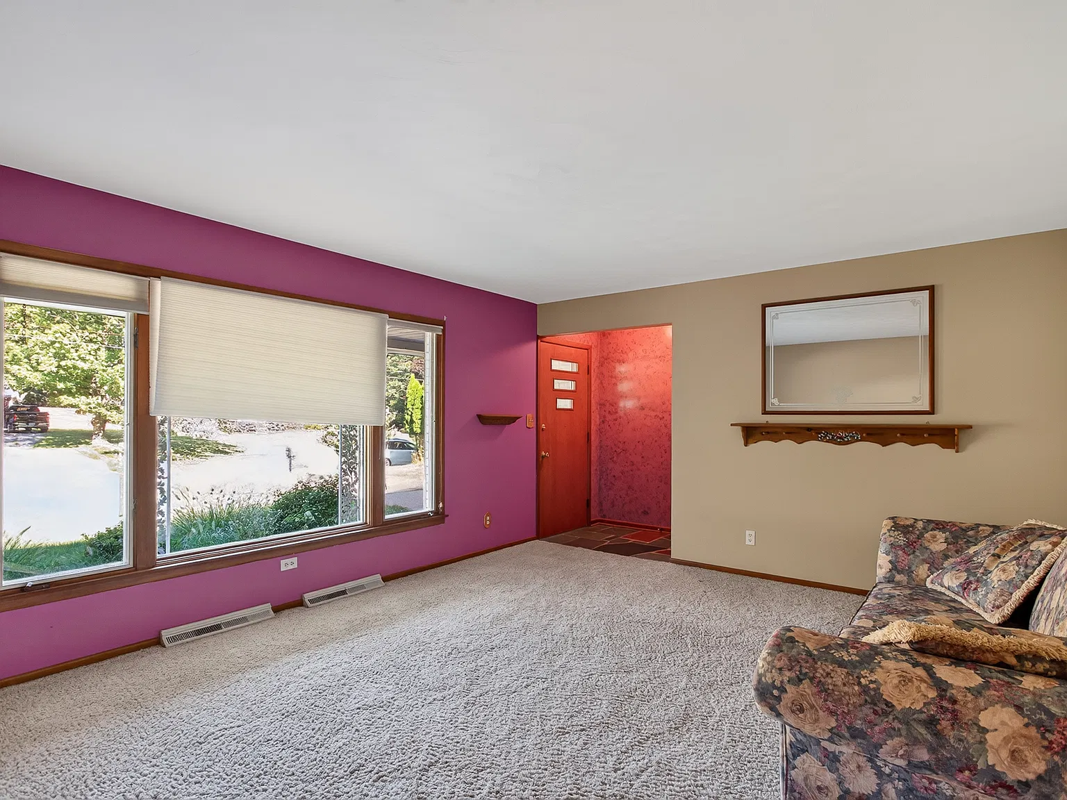 4 bed, 1408 sqft, $2,750 — Photo 3
