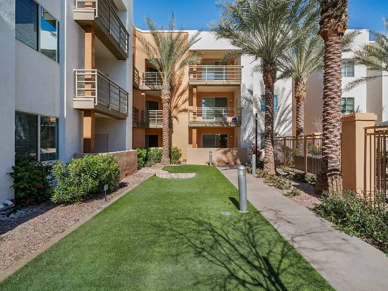 ARIUM Chandler — Photo 14