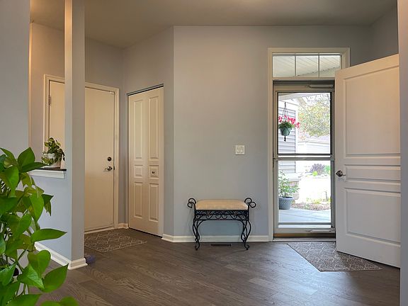 3rd image of 2815 Normandy Cir