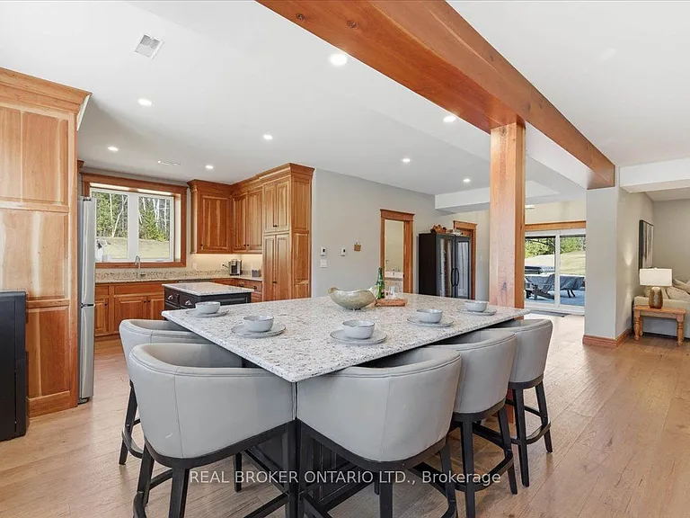 4589 Watson Rd S — Photo 7