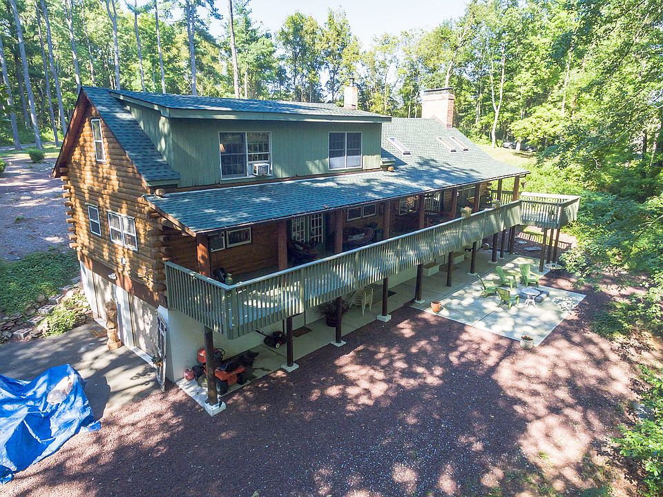 2nd image of 76 Bowne Station Rd