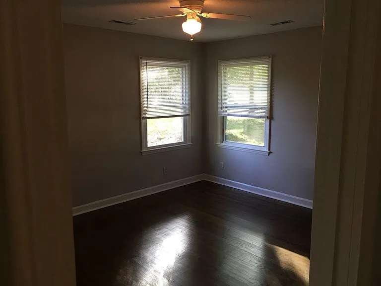 104 Cranford Dr — Photo 14