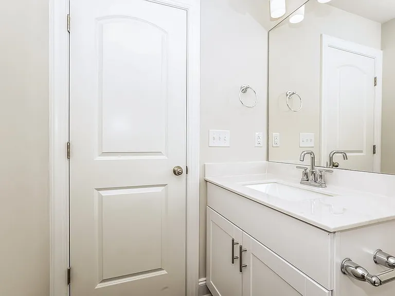7404 Blue Gable Rd — Photo 16