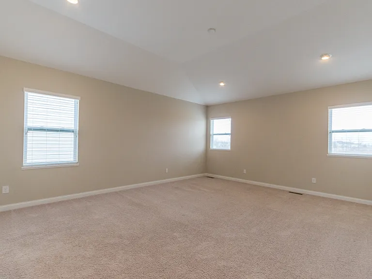 Scioto Chase Blvd — Photo 28
