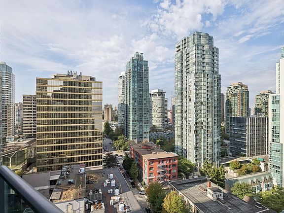 4th image of 1189 Melville St #2007