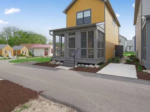 100 Great Loop Dr Unit 60, Ottawa, IL 61350