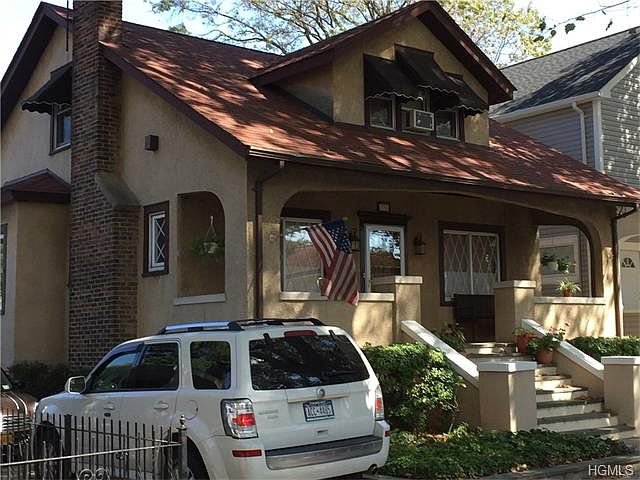 1st image of 736 Vincent Ave